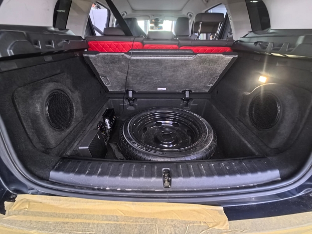 Короб стелс 8" для BMW X1 III (U11) правый